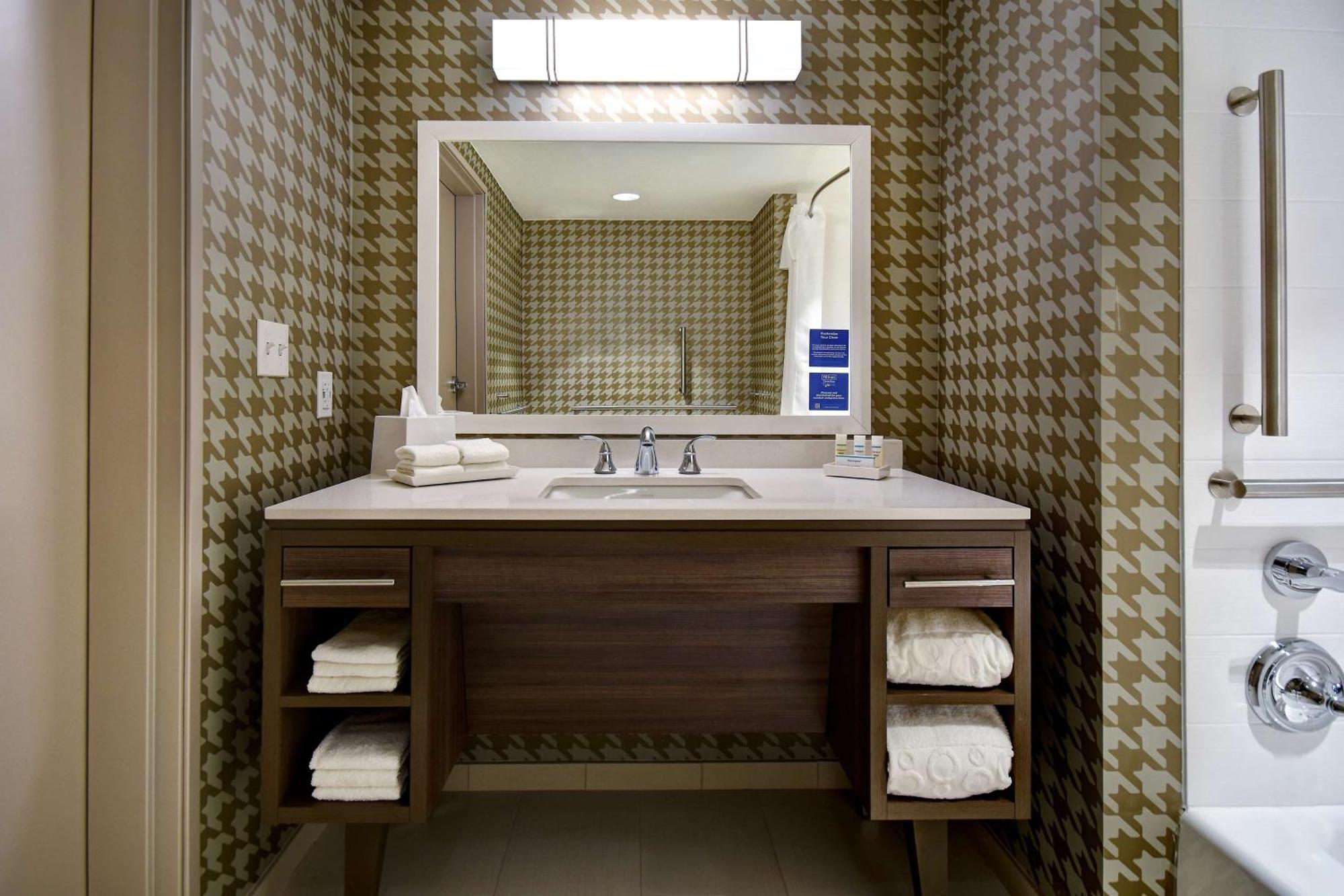 Home2 Suites Wichita Downtown Delano, Ks Dış mekan fotoğraf